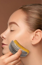 Formé Contour Face Brush